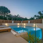 Villa Estella Luxury In -200m From The Amoudi