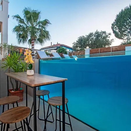 Estella Luxury In -200m From The