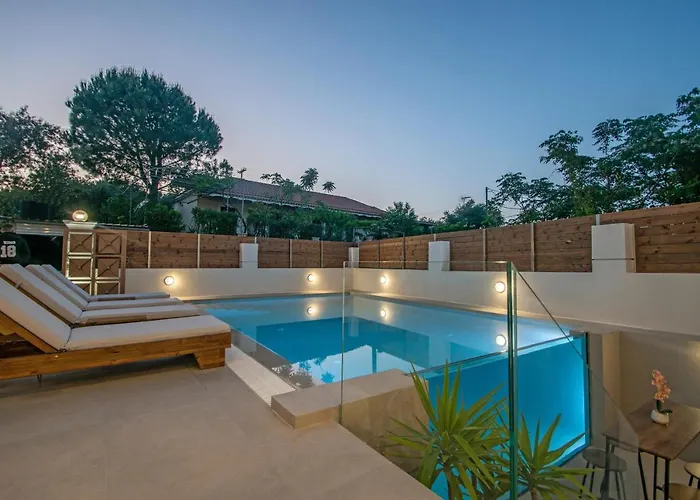 Villa Estella Luxury In -200m From The Amoudi