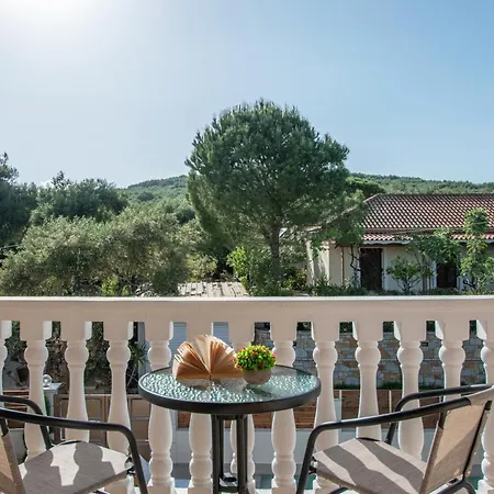 Estella Luxury In -200m From The *