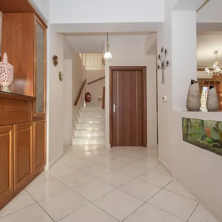 Estella Luxury In -200m From The Villa *