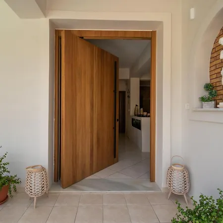 Estella Luxury In -200m From The Ammoudi