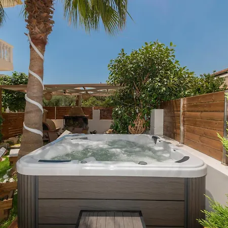 Estella Luxury In -200m From The