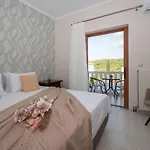 Estella Luxury In -200m From The