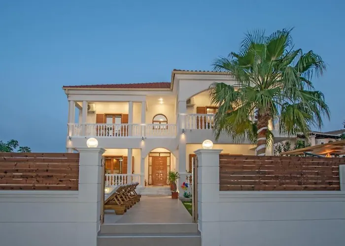 Estella Luxury In -200m From The فيلة
