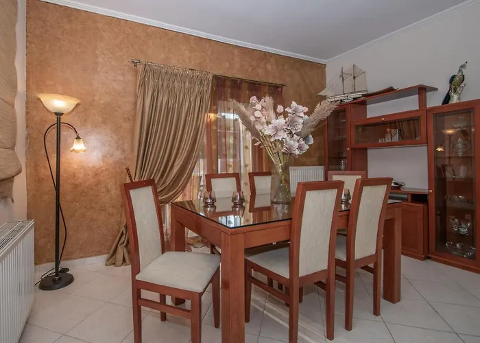 Estella Luxury In -200m From The فيلة أمودي